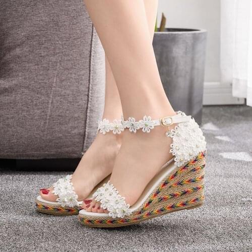 Fashion Lace Sexy White Color High Heels Fashion Wedges Heels Pu Leather Wedding Banquet Woman Flowers Female Shoes G0167