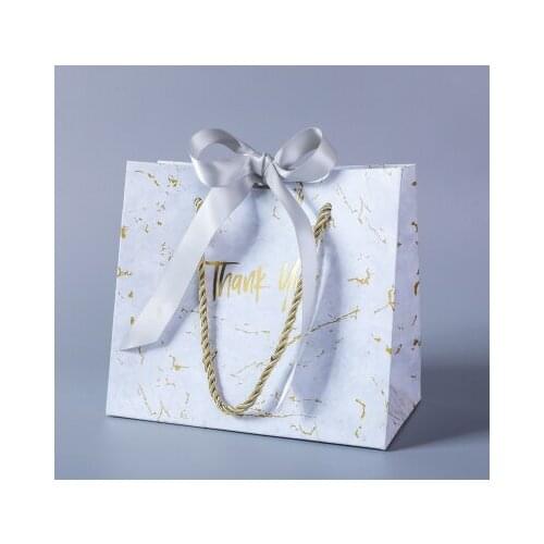 10pcs Creative Marble European Style Gift Bag Wedding Gift Box Gives Bride Wedding Favors and Gift Candy Bags for Guests