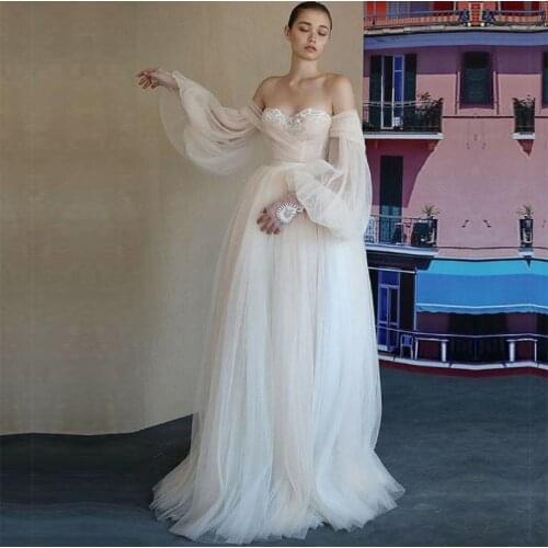 2021 Long Sleeve Sweetheart Wedding Dress Applique Lace Crystal Lace Bridal Gowns Wedding Dresses Floor Length Vestido de Noiva