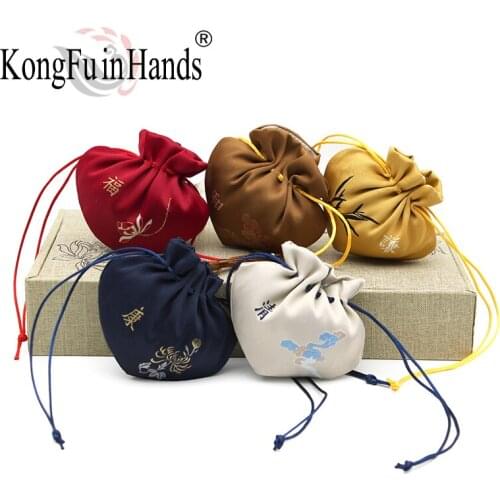 Fashion Mini Peach Heart Sachet Bag Retro Brocade Hanfu Bedroom Decoration Car Ornaments Jewelry Bag Ladies Carry Bag 2021 New