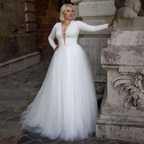 Elegant Long Sleeves Plus Size Wedding Dresses O Neck Applique A Line Sweep Train Womens Bridal Gowns Mariage Dress
