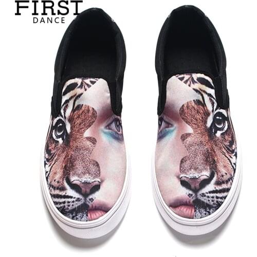 2018 Spring Spring Loafers Shoes Slip-on Walking Women Flats Shoes Leisure Students Party Brand Shoes Girls Loafer Zapatillas