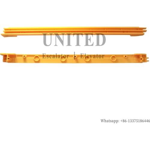 Escalator Yellow Plastic Demarcation DSA3000583 L413mm W26mm RIGHT