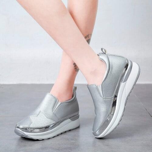 Women Sneakers Shoes Fashion Women Vulcanized Shoes High Quality Flats Shoes Women Walking platform Plus Size Zapatillas Mujer
