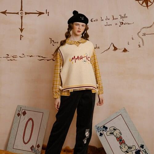 Ladies Knitted Vest Letter Embroidery Spring And Autumn New Sleeveless Knitted Pullover Loose Casual Pullover V-neck Sweater