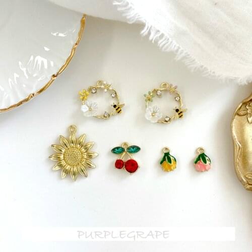 4pcs Exquisite Crystal Mori Accessories Sunflower Cherry Flower Bracts Handmade Homemade Earrings Pendant DIY Jewelry Material