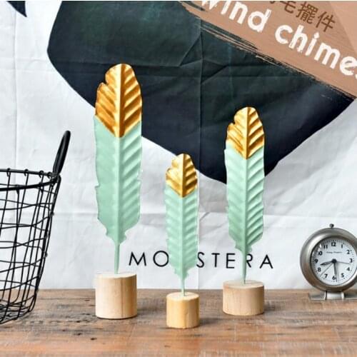 Nordic Style Minimalist Creative Iron Feather Sculpture Living Room Bedroom Decoration/Dream Catcher Feather Ornaments/Statue