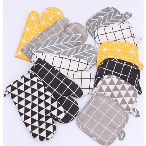 1Piece Cute Non-slip Yellow Gray Cotton Fashion Nordic Kitchen Cooking Microwave Gloves Baking BBQ Potholders Oven Mitts
