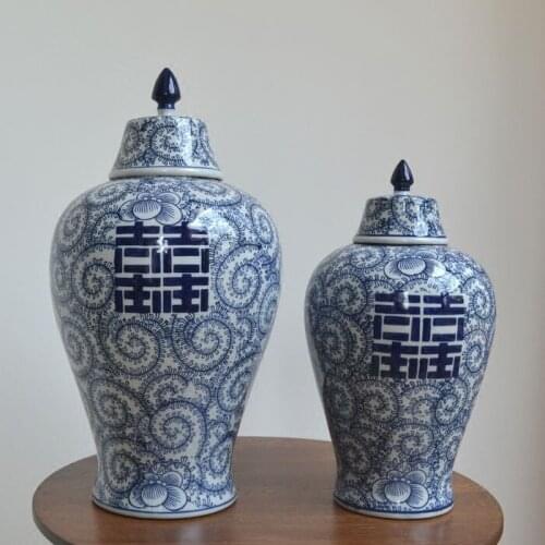 Chinese wedding gift jingdezhen ceramic ginger jar Antique Porcelain ceramic blue and white jar happiness