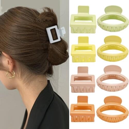 Fashion Small Hair Claw For Women Geometry Round Crab Hair Clip Girls Korean Solid Color Acrylic Hairpins Hair Accessories 2021