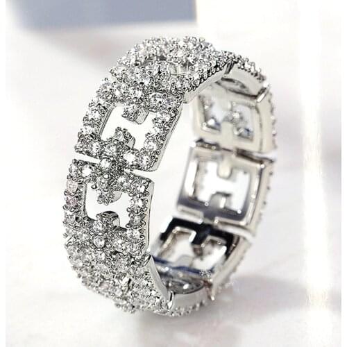 Huitan Fashion Links Design Women Finger Rings Engagement Wedding Party Inlaid Crystal Cubic Zircon Versatile Female Accessories