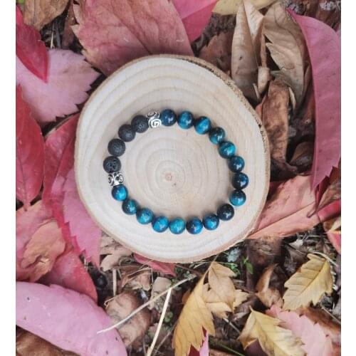 DEĞERLİ TAŞTAN EL YAPIMI TAKI VE AKSESUARLAR