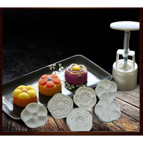 1SET Round Flower Mooncake Mold Hand Pressure Fondant Moon Cake Decoration Tools Cookie Cutter Baking kitchen accessories XB 124