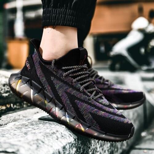 Fashion Mens Running Shoes Breathable Mesh Outdoor Sports Shoes Reflective Shoelace Walking Shoes Lightweight Running Sneakers