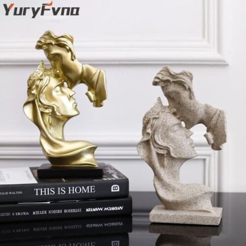 YuryFvna Resin Creative Lovers Abstract Sculpture Statue Couple Kissing Romantic Figure Home Souvenirs Wedding Supplies