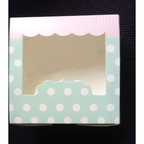 100pcs 13.5x13.5x5cm No English Polka Dot White Paper Gift Box Packaging Display Box Gift Boxes For Wedding/Jewelry/candy/food