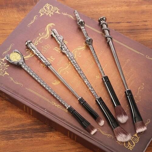 CR Makeup Brushes