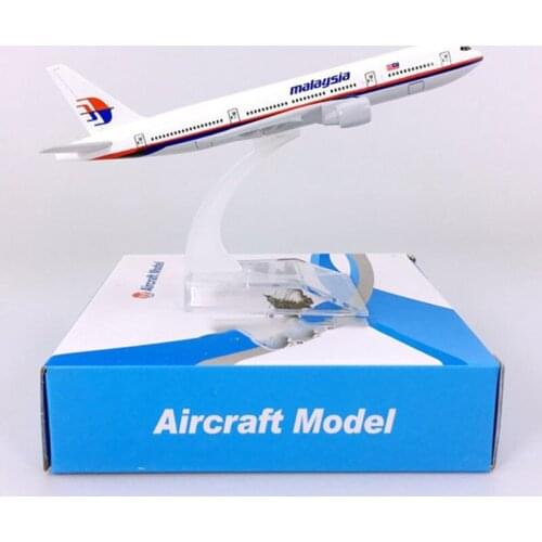 16CM 1:400 Boeing Airbus B777-200 Malaysia airlines with base alloy aircraft plane collectible display luxury model collection