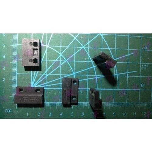 Original new 100% 57140-000 magnetic short range sensor switch