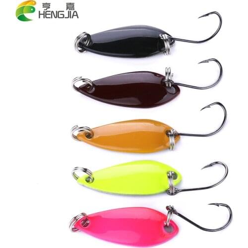 HENGJIA 5pcs 3cm 2.6g Isca Artificial Spoon Fishing Lure Metal Spinner bait Wobbler Hard Carp Fishing Pesca Fishing Tackle