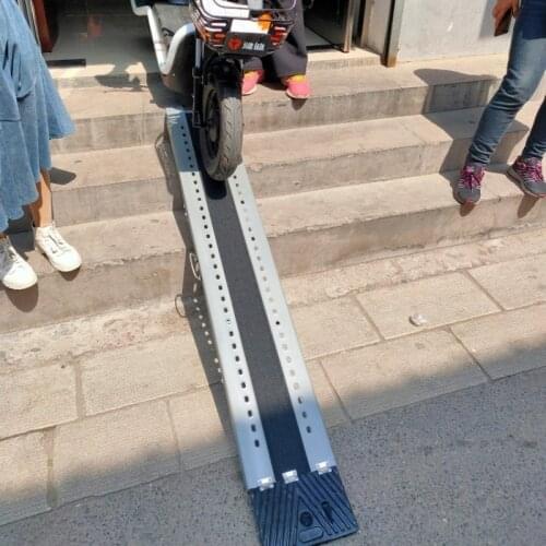 2021 June new Car downhill lane on pad Wheelchair motorcycle unloading pad Step ramp