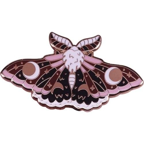 Halloween Magic Animal Moth Hard Enamel Pins Brooches Women Men Lapel Badge Backpack Collar Fashion Jewelry Gift For Kids Friend