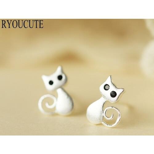 New Arrivals Silver Color Cat Stud Earrings for Women Brincos Pendientes Mujer Femme Gifts Wholesale
