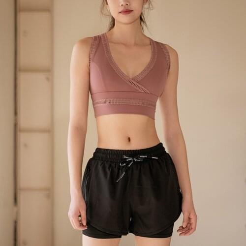 Womens Double Layer Shorts Solid Color Outdoor Sports Short Pants Elastic Waist Breathable Summer Running Yoga Fitness Shorts