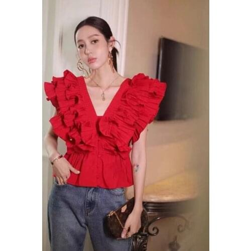 2021 summer new V-neck red pleated Ruffle sleeveless top reveals charming collar bone stretch neck line