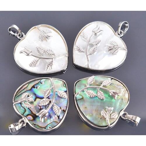 Necklaces 2019Natural Paua Shell Pendants Love Heart Pendant for Abalone Colorful Jewelry Girlfriend Boyfriend Gifts D903