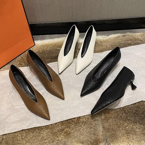 2021 Spring Thin Heels Pumps Shoes Women Pointed Toe Middle Heel Work Shoes Fashion Shallow V-mouth Pumps For Party Office Lady
