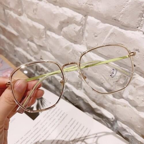 Fashion Green Transparent Lens Glasses Women Modern Design Fake Glasses Frame Optical Reading Glasses Eyewear Accessories Frame