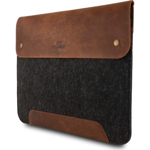 MegaGear Notebook Bags