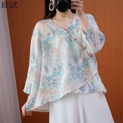 Summer Cotton Linen T Shirt Women Floral V-neck Tshirt Oversized Casual Woman T-shirt Ladies New Arrival Flower Tshirt 2021