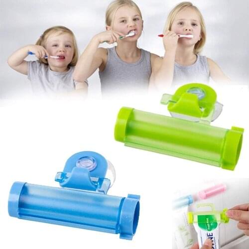 Roller Squeezer Toothpaste Suction Cup Hook Multi-Function Plastic Rolling Tube Squeezer Toothpast Dispenser Batroom Accesories