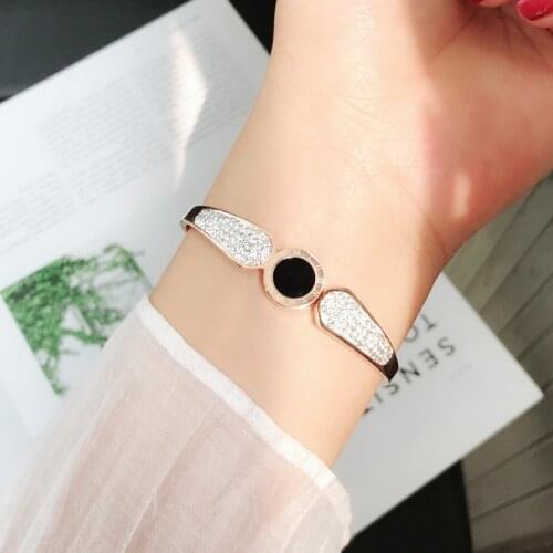 YUN RUO 2018 New Arrival Super Shiny Crystal Bangle Rose Gold Color 316 L Titanium Steel Jewelry Woman Never Fade Korean style