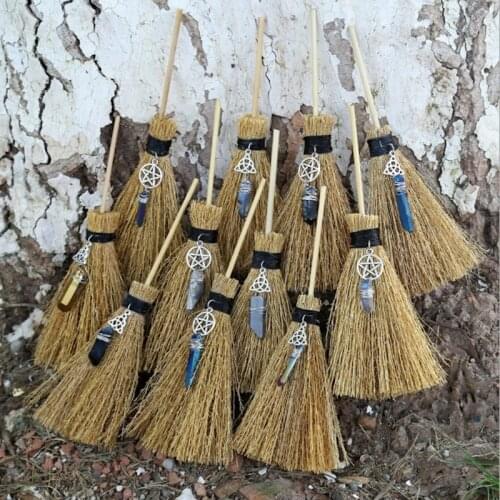 MINI Witches Wicca Broom Home Halloween Decoration Lightweight Straw Brooms Hangings Decorations for Costume Party Halloween