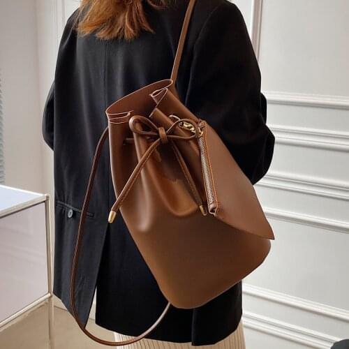 Large-capacity Pumping Bucket Bag Break 2021 New Fashion Ladies Luxury High-quality Casual Simple One-shoulder Messenger Bag