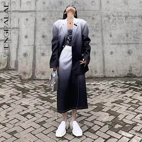 SHENGPALAE Gradient color single button long sleeve loose blazer and high waist folds split mid-calf skirt for women in autumn