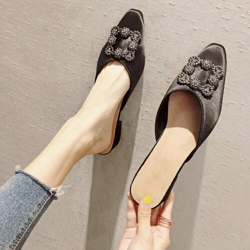 DropshippingWomen Slippers Low Heel Women Shoes Slip on Mules Brand Crystal Buckle Sandals Outdoor Slipper Pointed Toe Chaussure