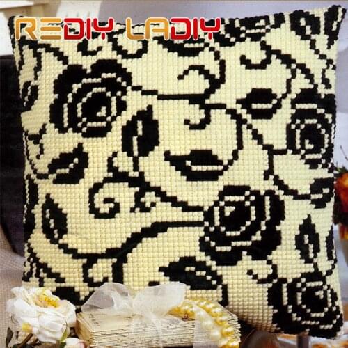 LADIY Cross Stitch Cushion Cover Acrylic Yarn for Embroidery Cushions Home Decor Cross-Stitch Kits Butterfly Pillow Case 40x40cm