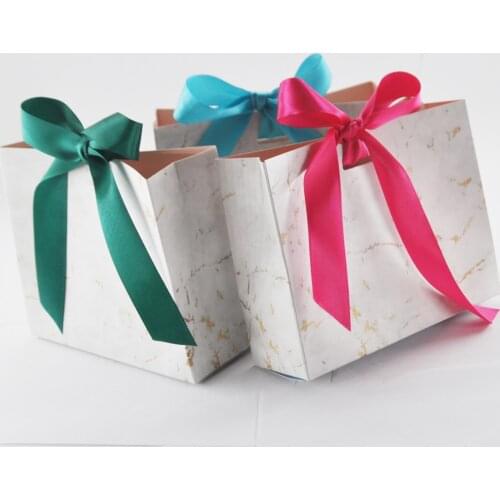 Wholesale Eyelash Packaging Box Creative Mini Marble Gift Bag for Party Favours Candy Box Eyelashes Paper Package Makeup Vendors