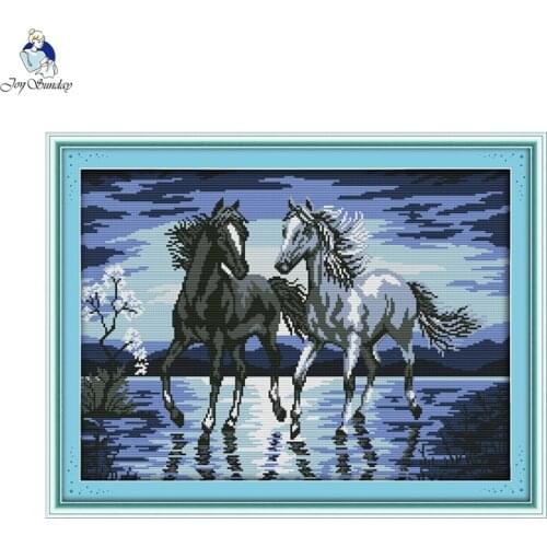 Needlework unprinted Cross stitch Embroidery The horses travel together Counted White canvas Cross-Stitching handmade