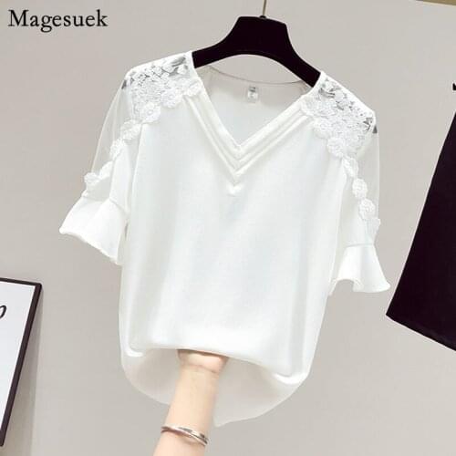 Summer Korean Lace Chiffon Shirt Loose V-neck Mesh Stitching Blouse Women Plus Size 2021 Short Sleeve Female White Clothes 14851