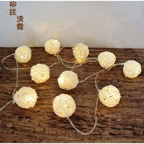 Sepak takraw lamp hanging tree decoration lamp net red indoor lighting romantic creative wall hangings led battery string light