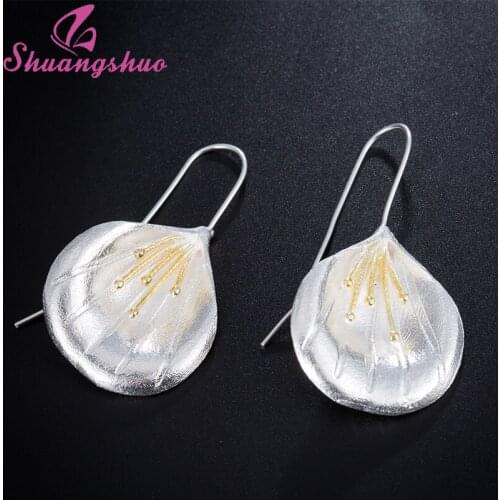 Shuangshuo New Design Big Flower Bud Earrings Fashion Accessories Resin Flower Stud Earrings for Women Best Valentines Day Gift