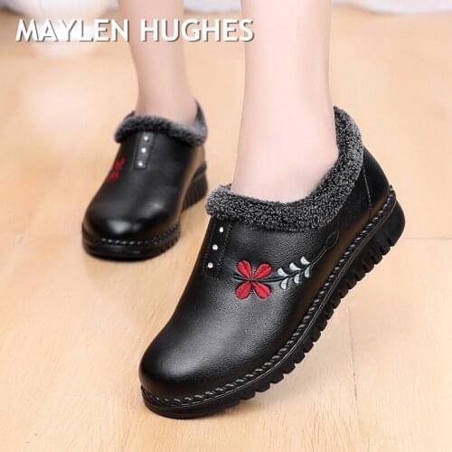 MAYLEN HUGHES Womens Shoes