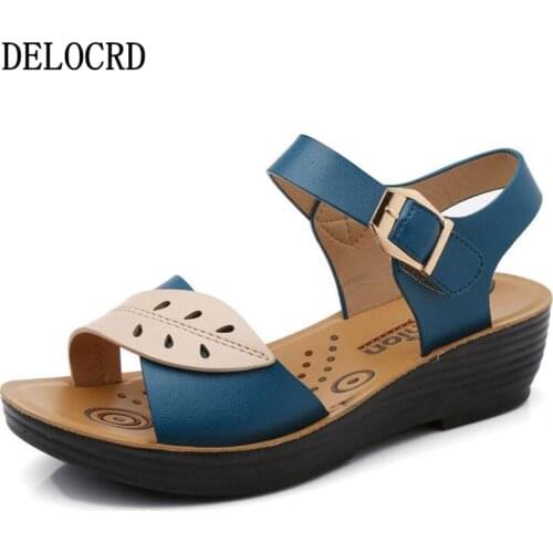 Womens Sandals Slippers Womens Shoes Summer New Mother Sandals flat Bottom Middle-aged Non-slip Soft Bottom Sandals Footwear