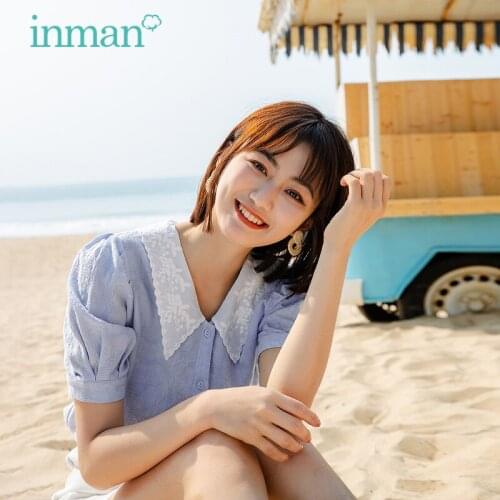 INMAN Summer Females Top Sweet Lady Elegant Lapel Jacquard Flower Three-Dimensional Plaid Short Folding Puff Sleeve Blouse