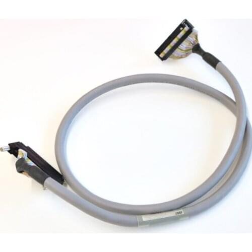 XW2Z-100B Connector Terminal Block Conversion Unit Cable 1m